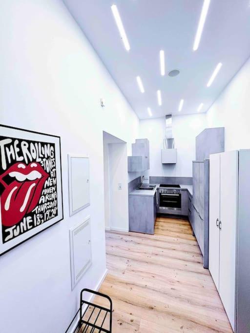 Inner City Design Loft Innsbruck Buitenkant foto