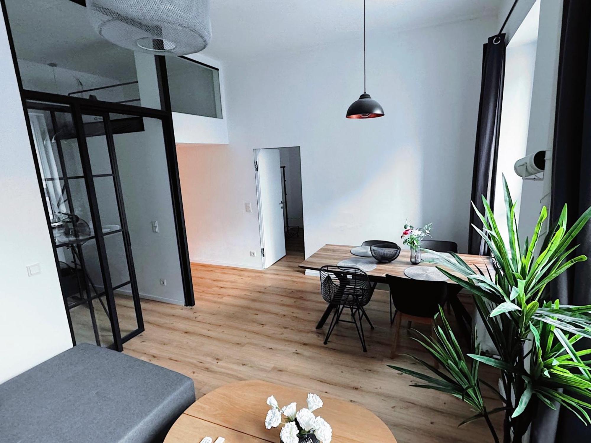 Inner City Design Loft Innsbruck Buitenkant foto