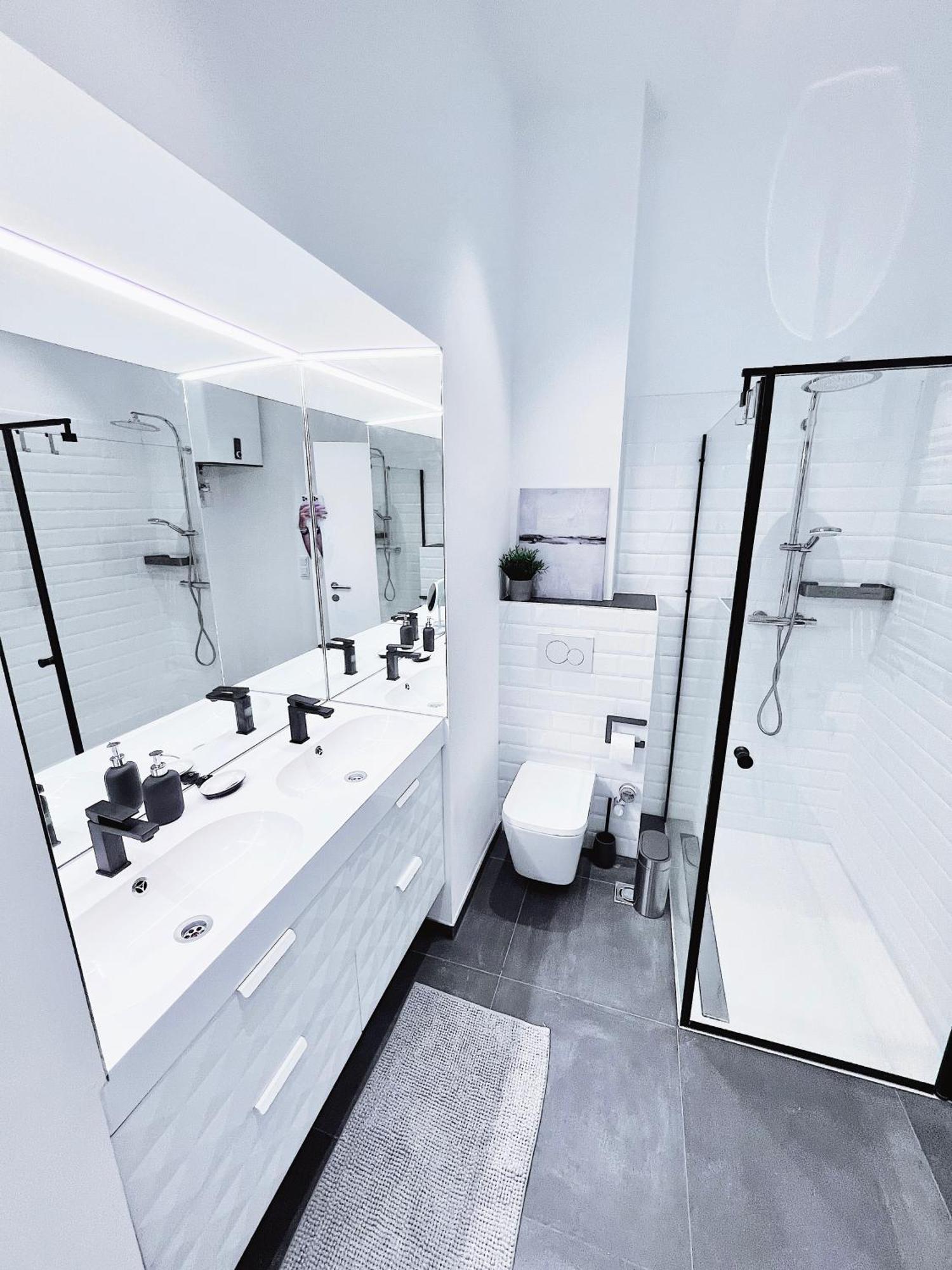 Inner City Design Loft Innsbruck Buitenkant foto